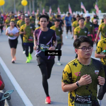Runner Photo 7117905
