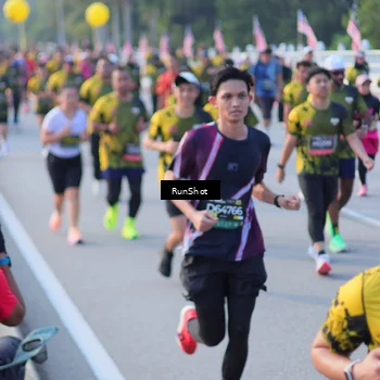 Runner Photo 7117913