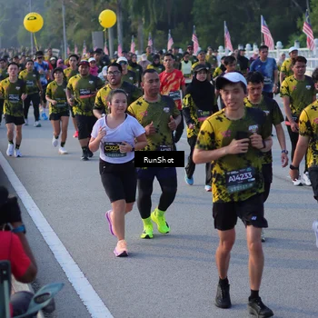 Runner Photo 7117920