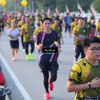 Runner Photo 7117924