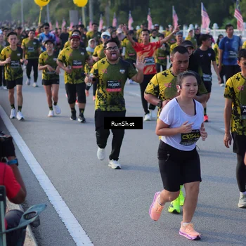 Runner Photo 7117925