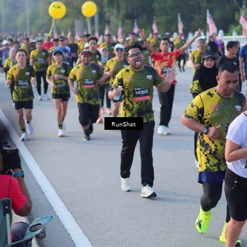 Runner Photo 7117934