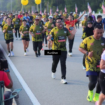 Runner Photo 7117935
