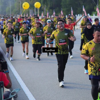 Runner Photo 7117937