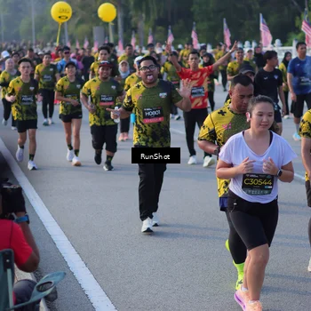 Runner Photo 7117938