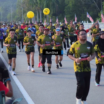 Runner Photo 7117940