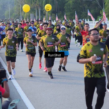 Runner Photo 7117945
