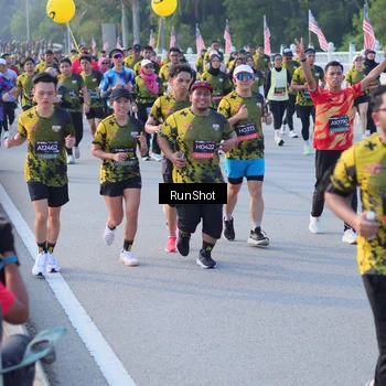 Runner Photo 7117950