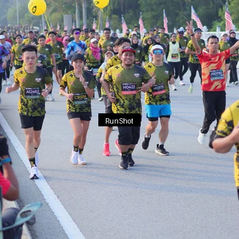 Runner Photo 7117952