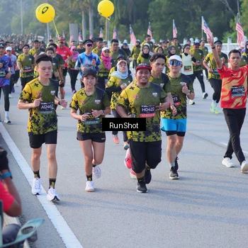 Runner Photo 7117959