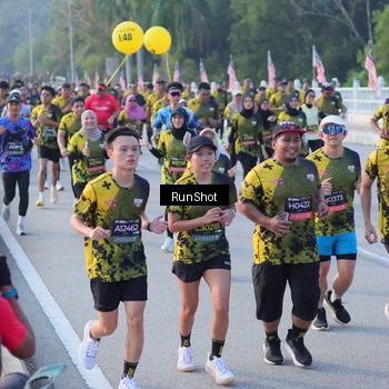 Runner Photo 7117971