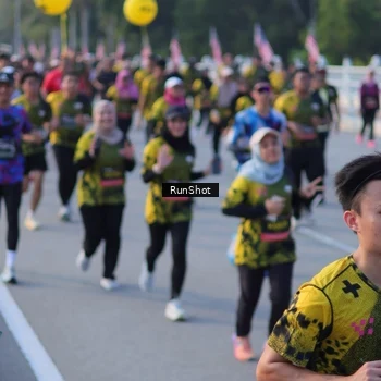 Runner Photo 7117981