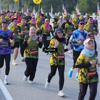 Runner Photo 7117982