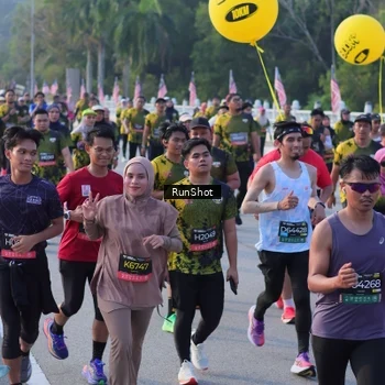 Runner Photo 7117983