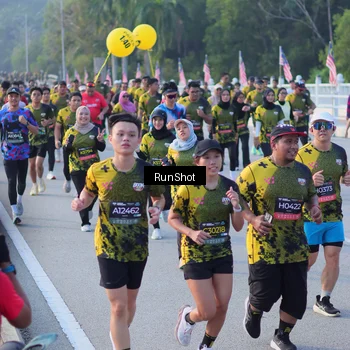 Runner Photo 7117990