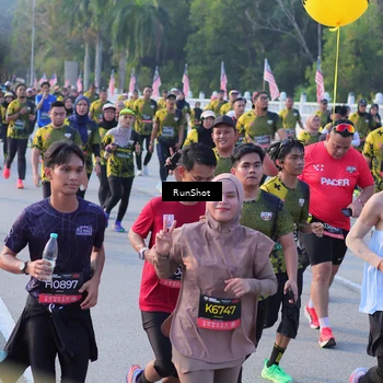 Runner Photo 7117997