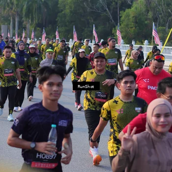 Runner Photo 7117998