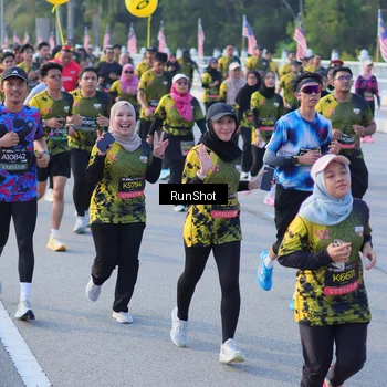 Runner Photo 7118008