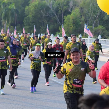 Runner Photo 7118010
