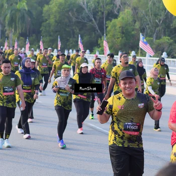 Runner Photo 7118012