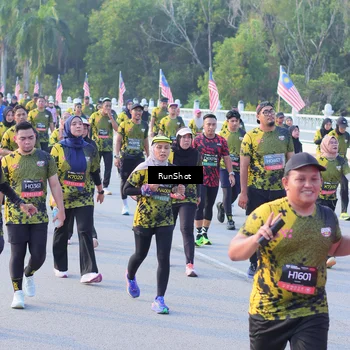 Runner Photo 7118014