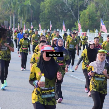 Runner Photo 7118031
