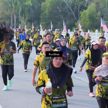 Runner Photo 7118033