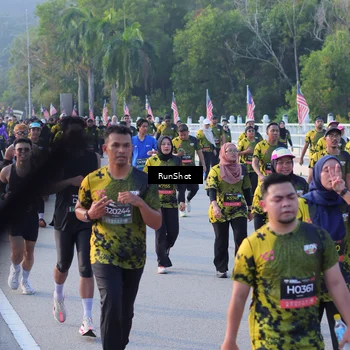 Runner Photo 7118044