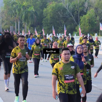 Runner Photo 7118047