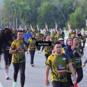Runner Photo 7118050