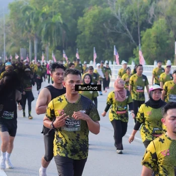 Runner Photo 7118052