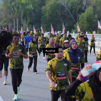 Runner Photo 7118059