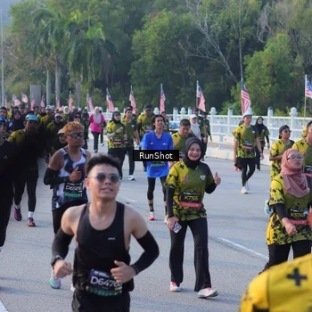 Runner Photo 7118064