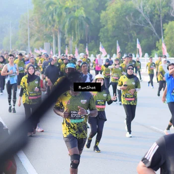 Runner Photo 7118082