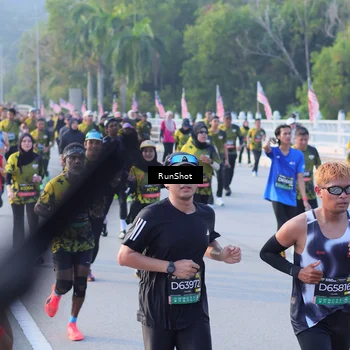 Runner Photo 7118083