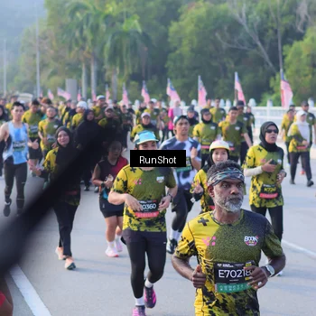 Runner Photo 7118091