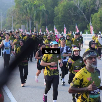 Runner Photo 7118094