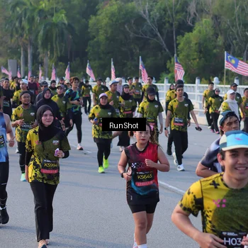 Runner Photo 7118096