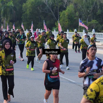 Runner Photo 7118103