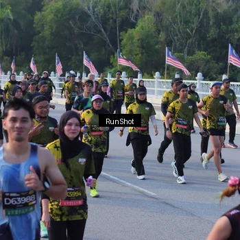 Runner Photo 7118113