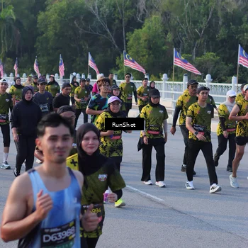 Runner Photo 7118116