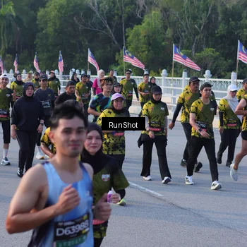 Runner Photo 7118121