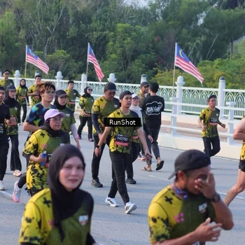 Runner Photo 7118126