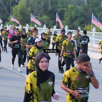 Runner Photo 7118128