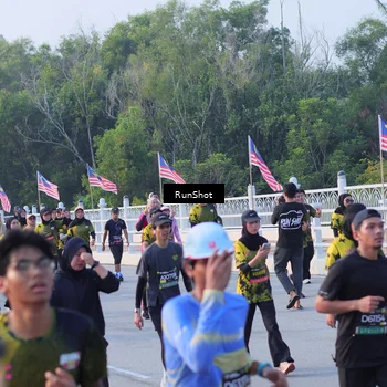 Runner Photo 7118145