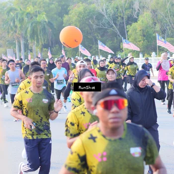 Runner Photo 7118151