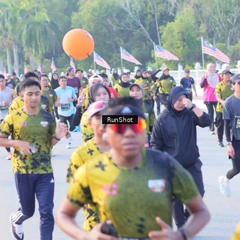Runner Photo 7118152