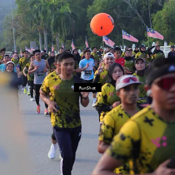 Runner Photo 7118154