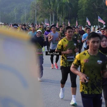Runner Photo 7118156