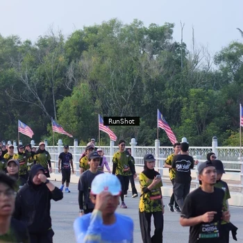 Runner Photo 7118158